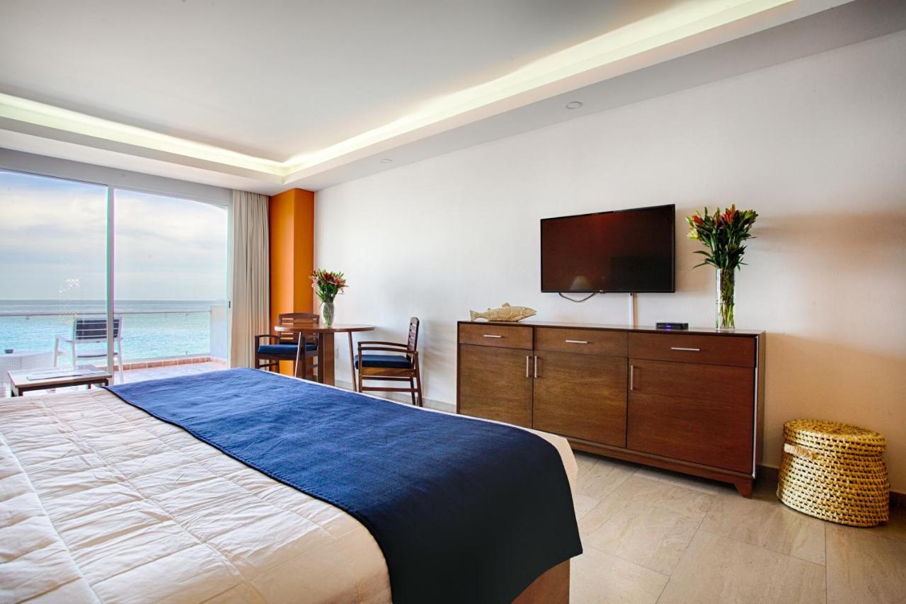 The Paramar Beachfront Boutique Hotel With Breakfast Included - Downtown Malecon Puerto Vallarta Extérieur photo